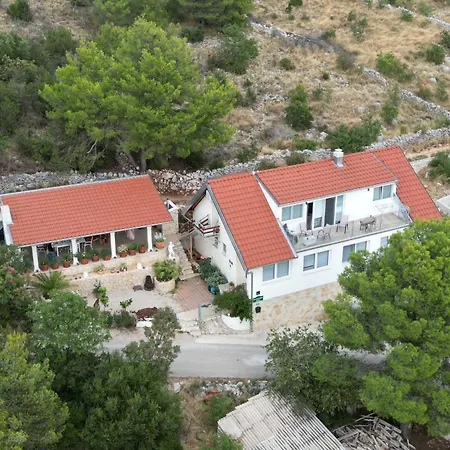 Lakeview Sunset Terrace Bilice