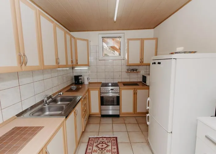 Lakeview Sunset Terrace *