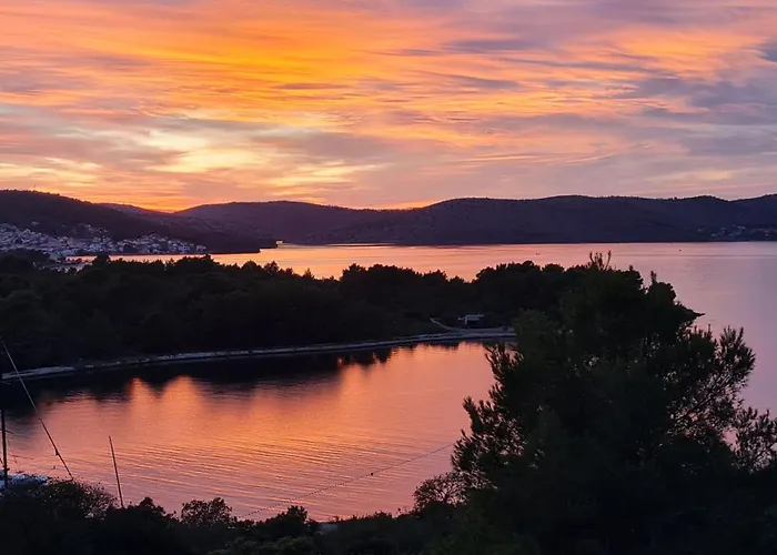 شقة Lakeview Sunset Terrace بيليس